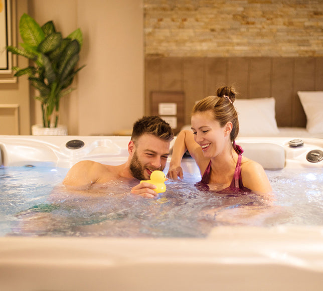 empava outdoor hot tub
